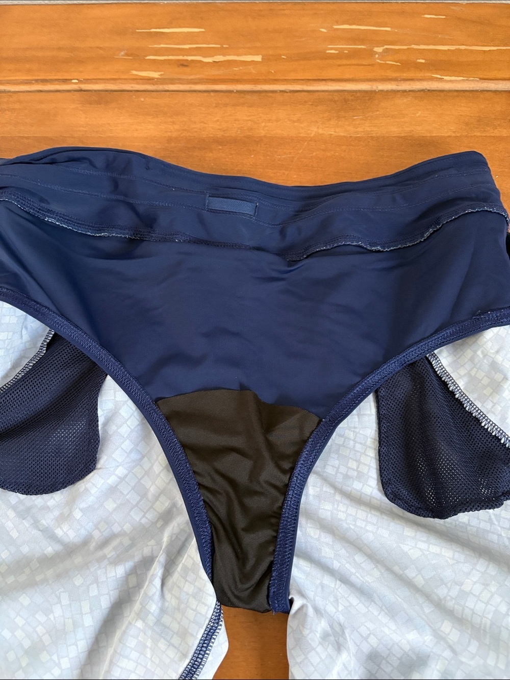 Lands' End Swim Board Shorts Size 12 - Picture 9 of 14